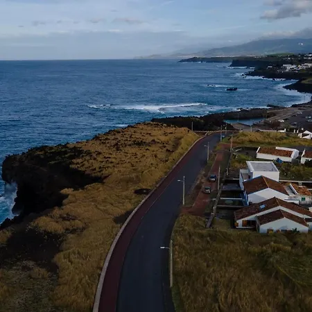 Holiday home Welcomebuddy - Azorinas House - Ocean View & Natural Swimming Pools *